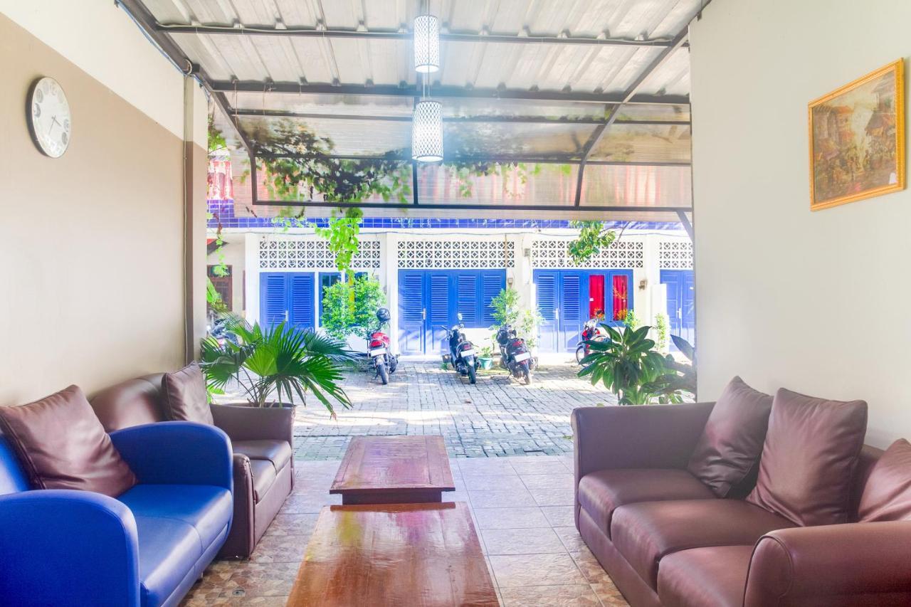 Urbanview Hotel Minongga Pondok Labu By Reddoorz Jakarta Exteriér fotografie